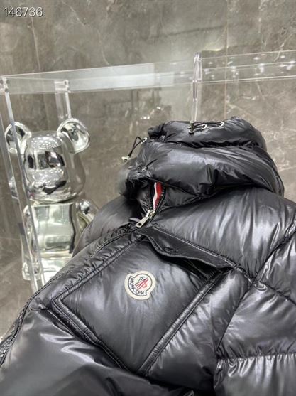 MONCLER WOLLASTON SHORT DOWN JACKET - MC114