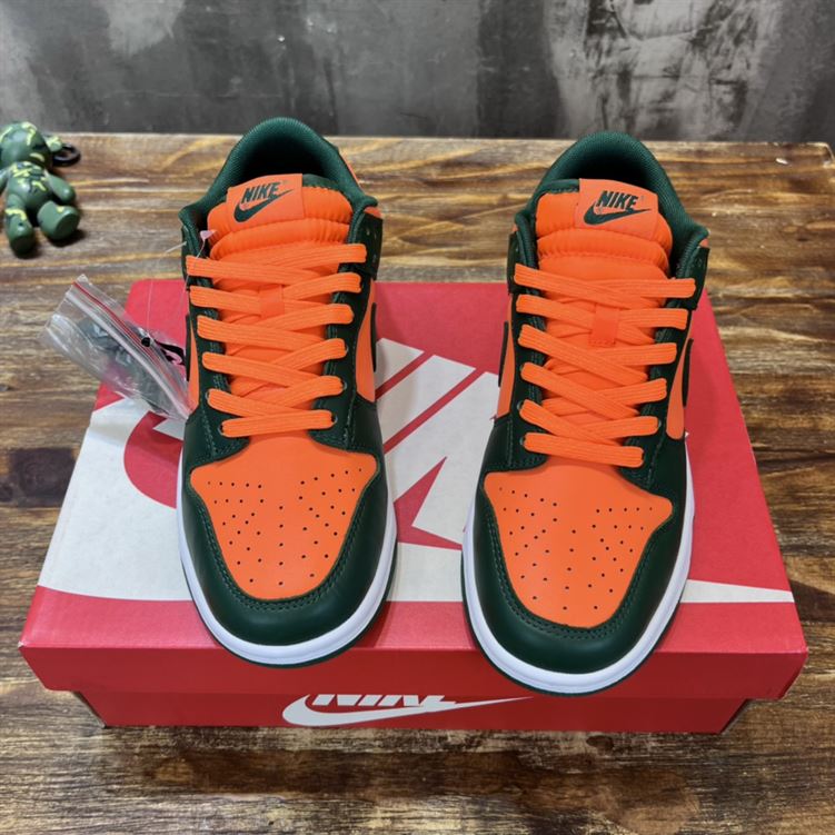 NIKE DUNK LOW MIAMI HURRICANES - NSN021