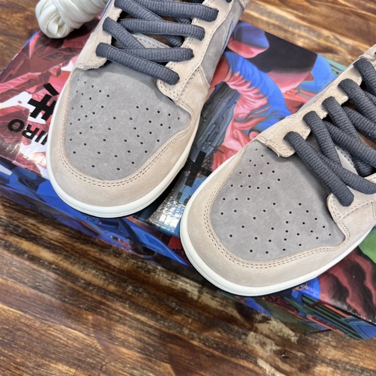 NIKE SB DUNK LOW SNEAKER - NSN002