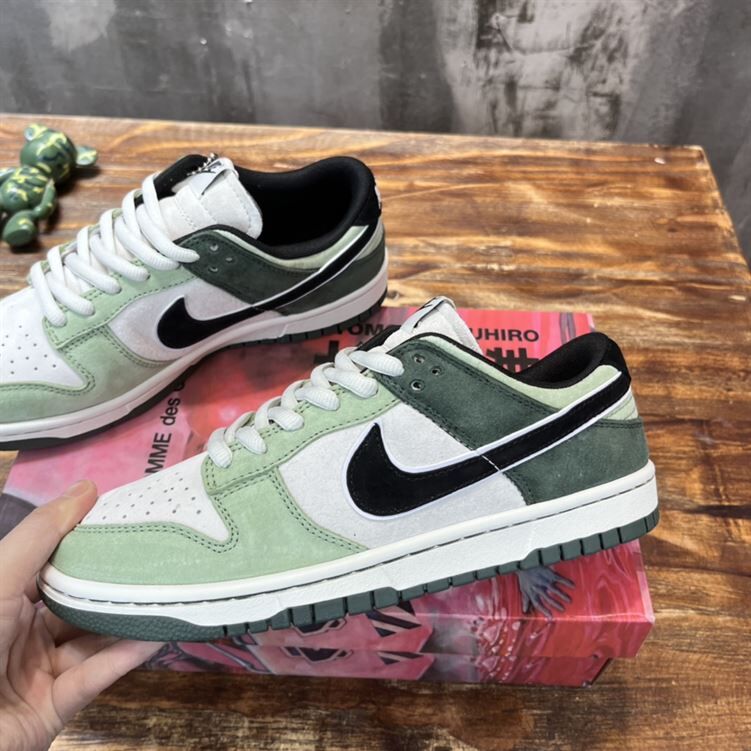 NIKE SB DUNK LOW SNEAKER - NSN005