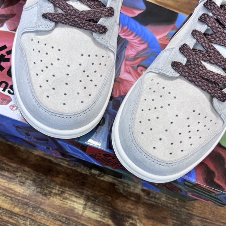 NIKE SB DUNK LOW SNEAKER - NSN011