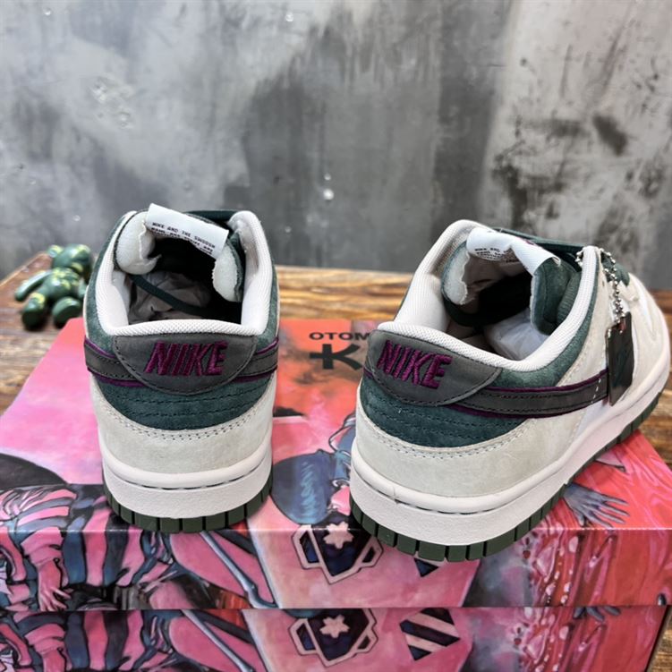 NIKE SB DUNK LOW SNEAKER - NSN012