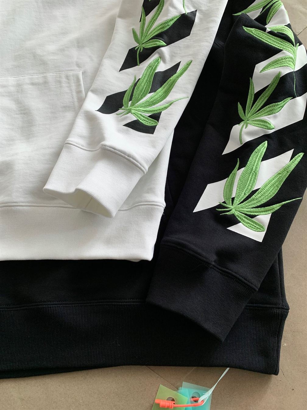 OFF-WHITE HOODIE - OS012