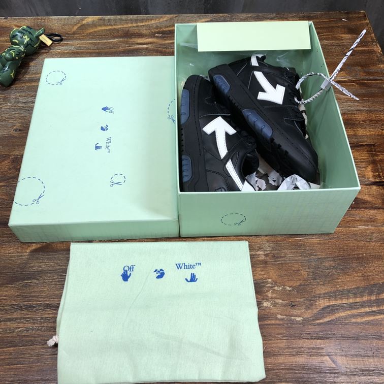 OFF-WHITE OUT OF OFFICE "OOO" SNEAKERS - OFW003