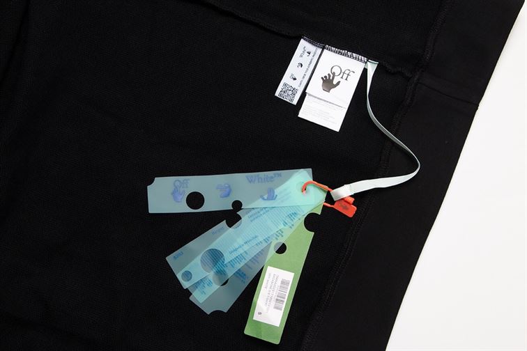 OFF-WHITE STITCH ARR DIAGS KNIW HOODIE - OS019