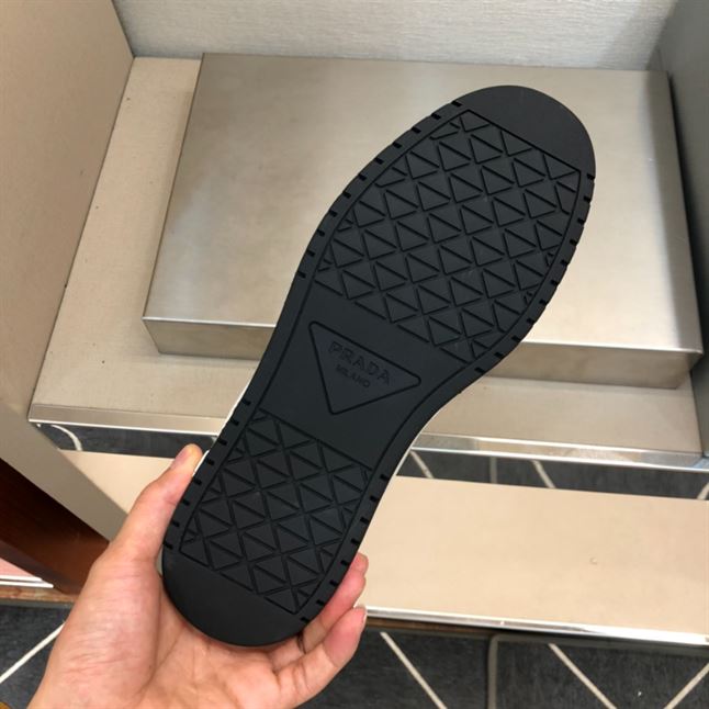 PRADA DOWNTOWN LEATHER SNEAKERS - PRS053