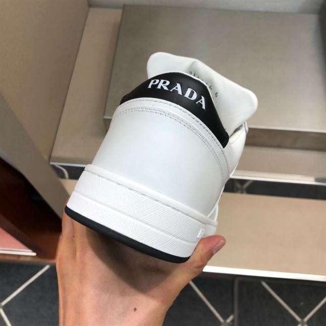PRADA DOWNTOWN LEATHER SNEAKERS - PRS053