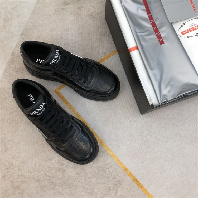 PRADA LEATHER SNEAKERS - PRS018