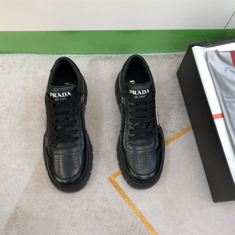 PRADA LEATHER SNEAKERS - PRS018