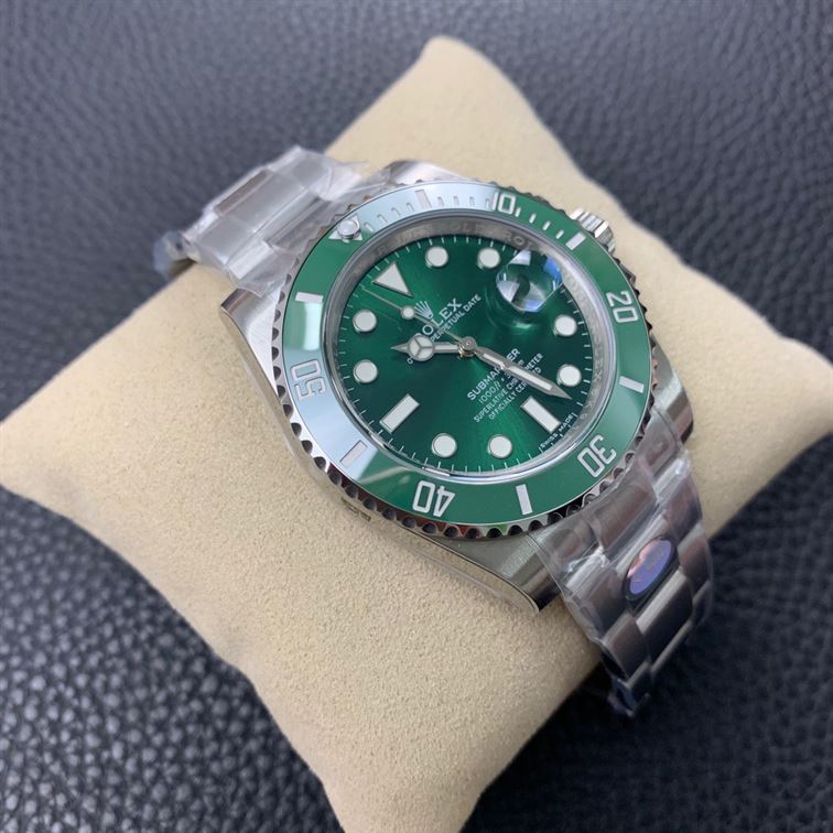 ROLEX OYSTER PERPETTUAL SUBMARINER DATE 41MM