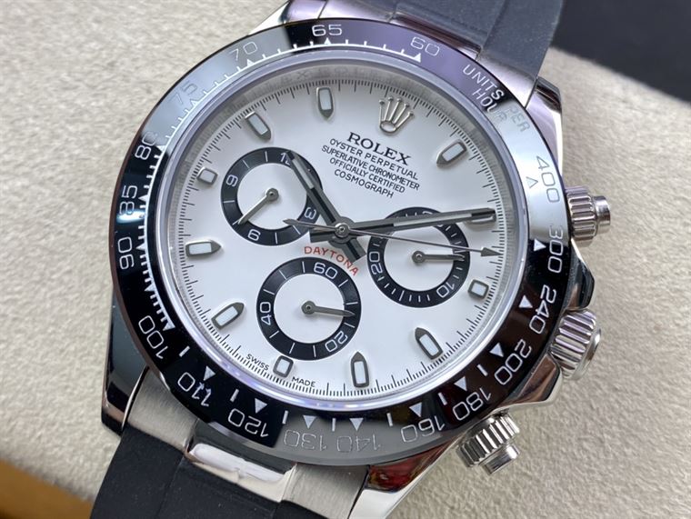 ROLEX OYSTER PERPETUAL SUPERLATIVE CHRONOMETER OFFICIALLY CERTIFIED