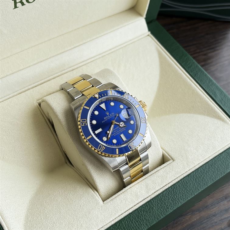 ROLEX SUBMARINER DATE