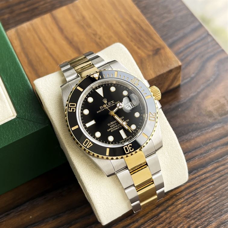 ROLEX SUBMARINER DATE GOLD