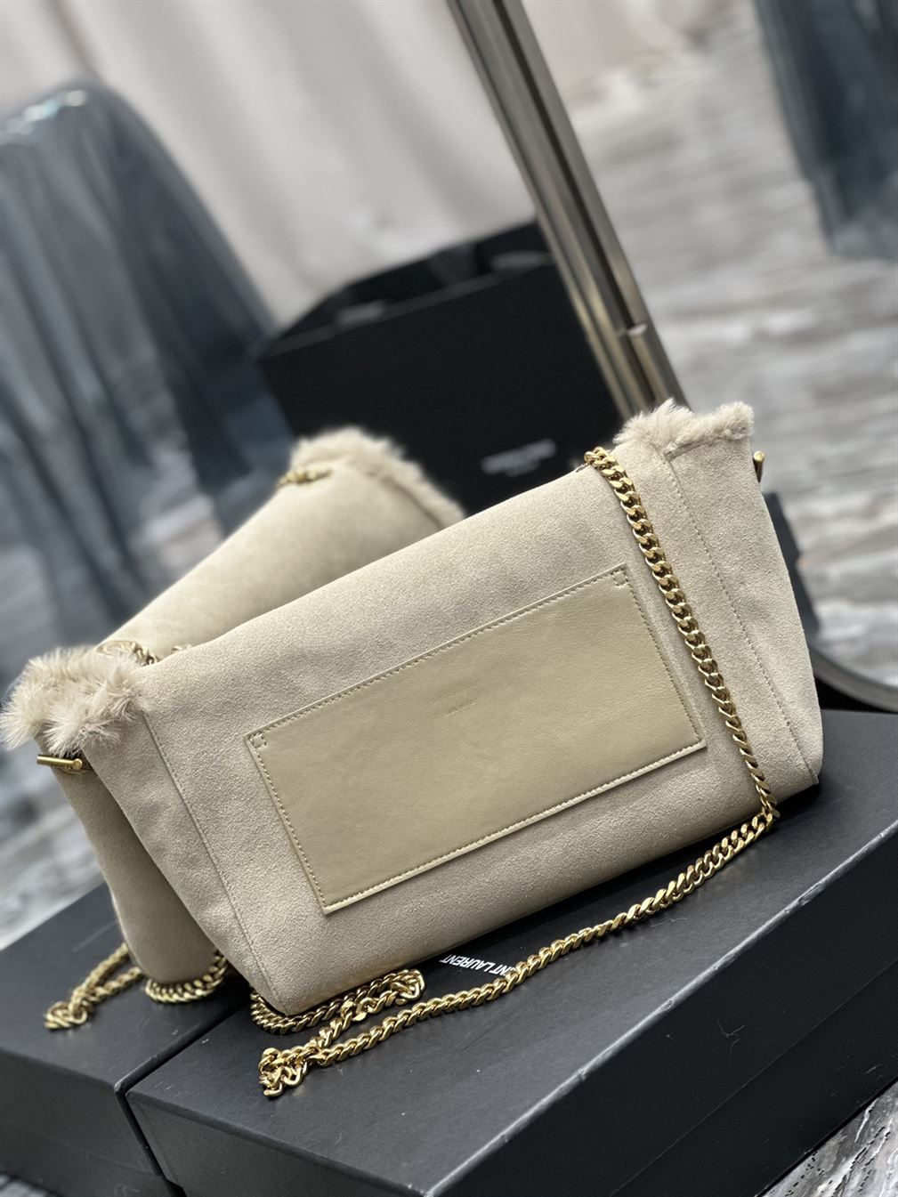 YSL KATE MEDIUM SUPPLE/REVERSIBLE CHAIN BAG
