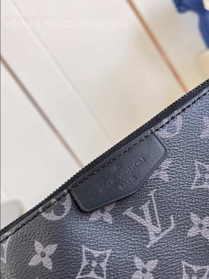 Louis Vuitton Montsouris Wearable Black Wallet
