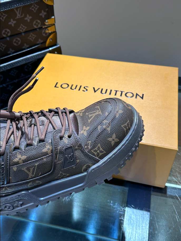 LOUIS VUITTON Maxi Trainers Ebony Black Sneaker