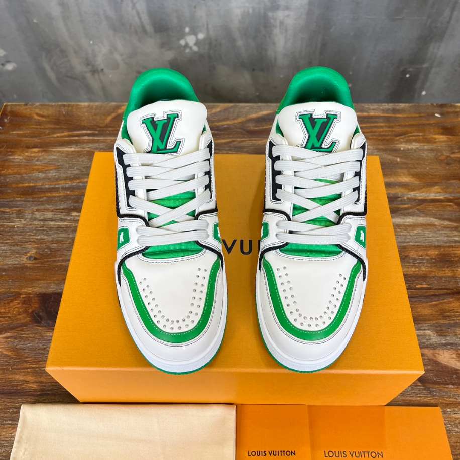 Louis Vuitton Trainer White Green Low Sneaker - LVS204