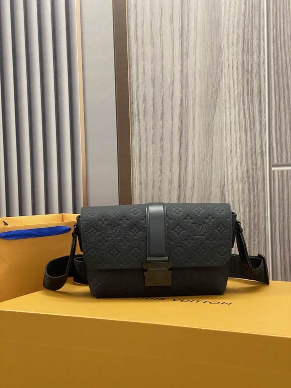 Louis Vuitton S-Cape Messenger Black Bag