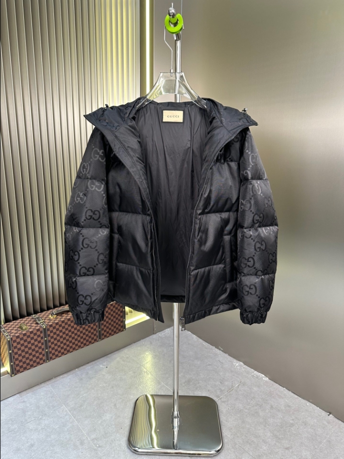 GUCCI Black Hooded Jacket - GCJ053