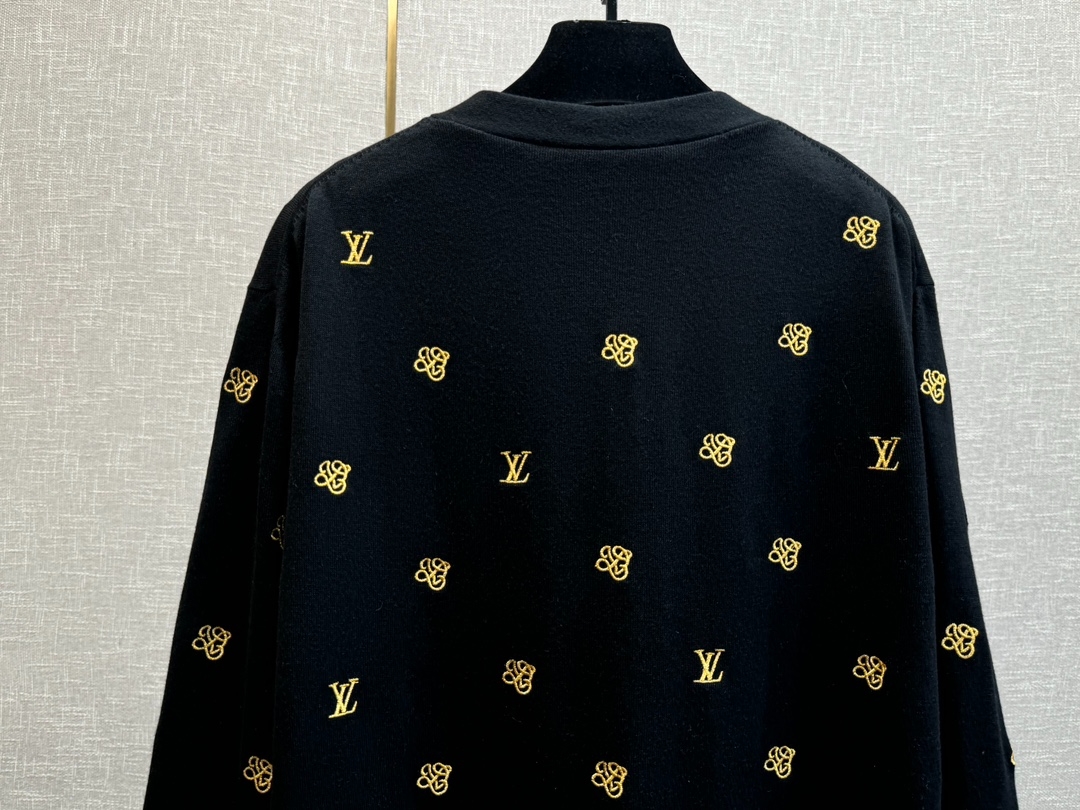Louis Vuitton 'LV' Black Coat - LVC048