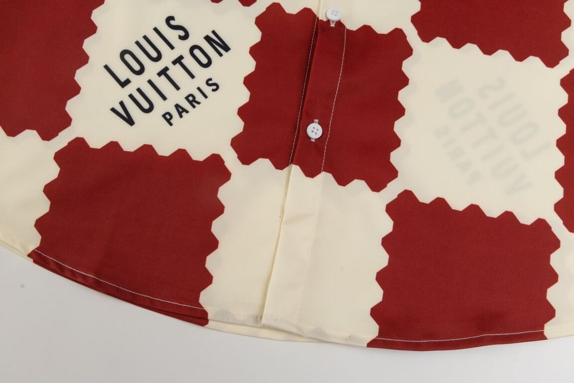 LOUIS VUITTON SHIRTS - LVC041