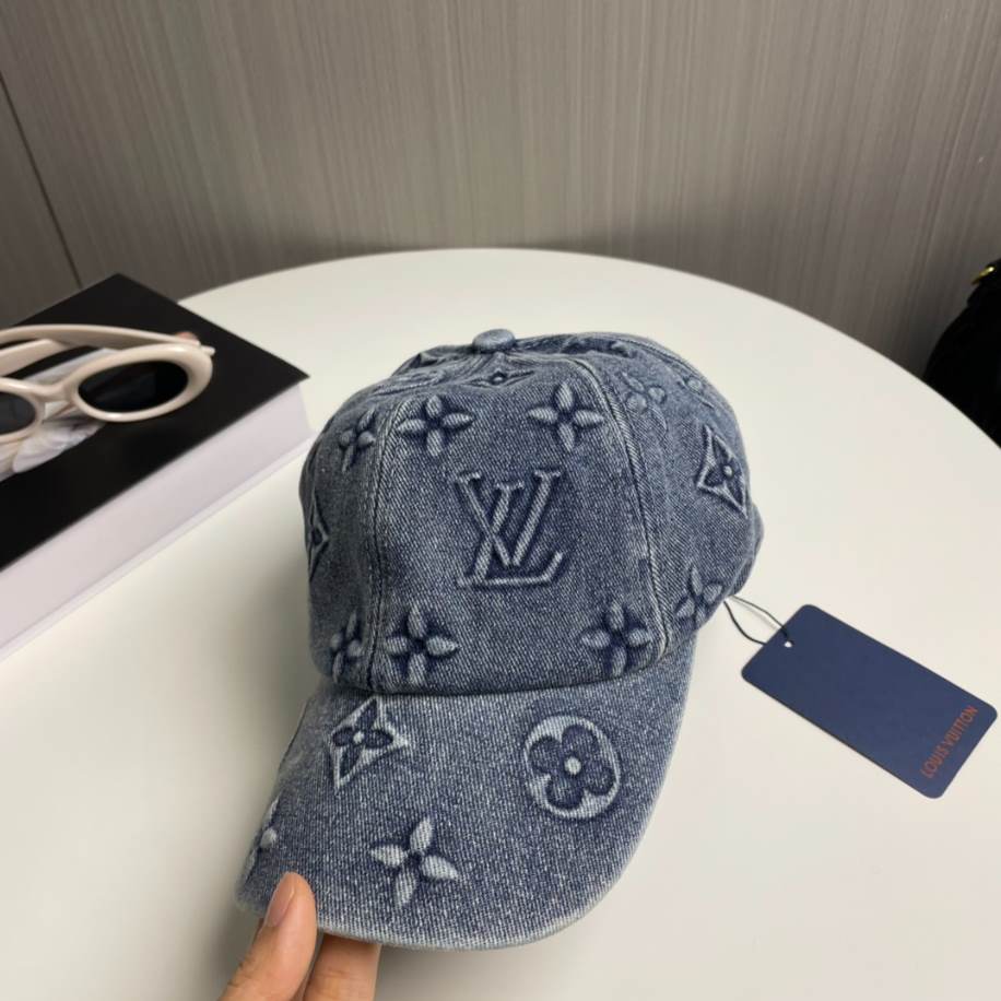 Louis Vuitton Baseball Blue Logo LV Hats - LVC009