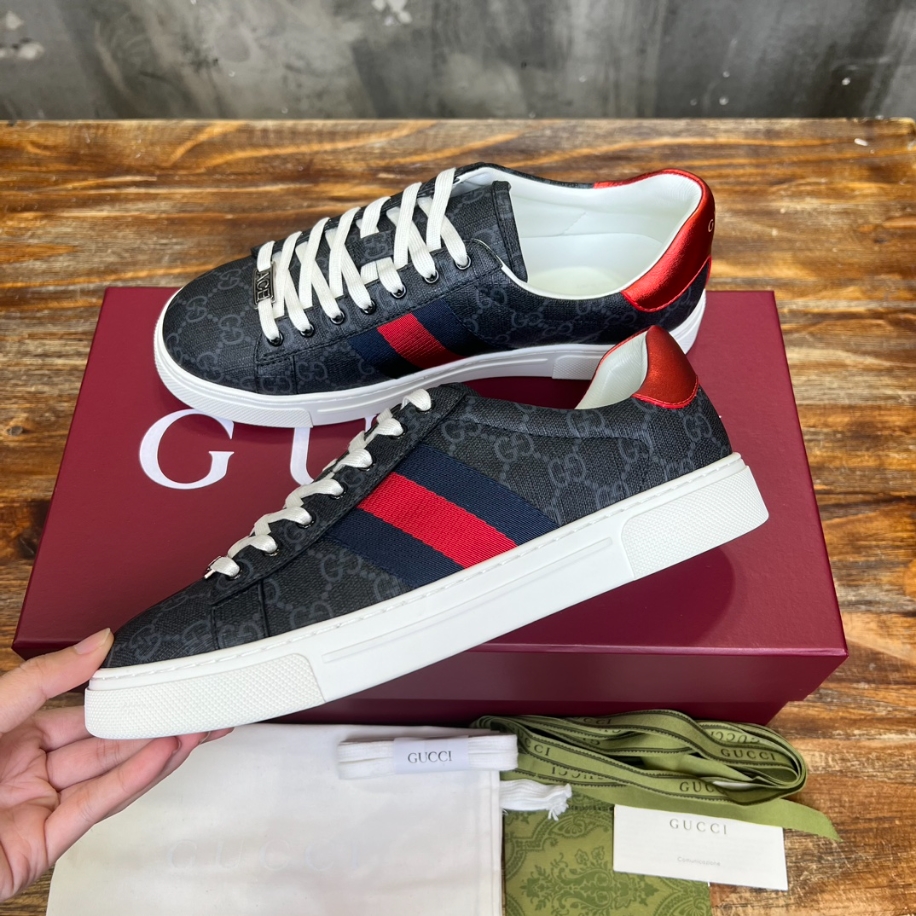 Gucci ACE Metal Tag Red And Blue Web Sneaker - GCC169
