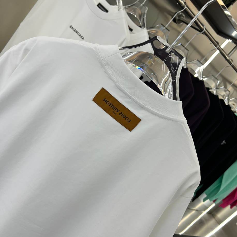 Louis Vuitton White Short Sleeve Shirt - LVTS076