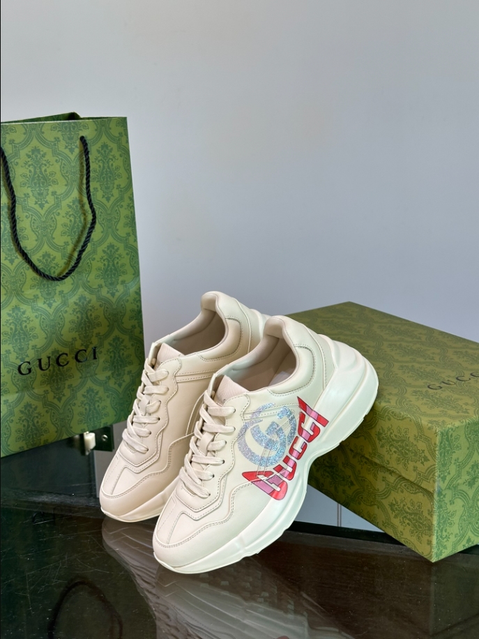 Gucci Ivory Leather Double G Sneaker - GCC175