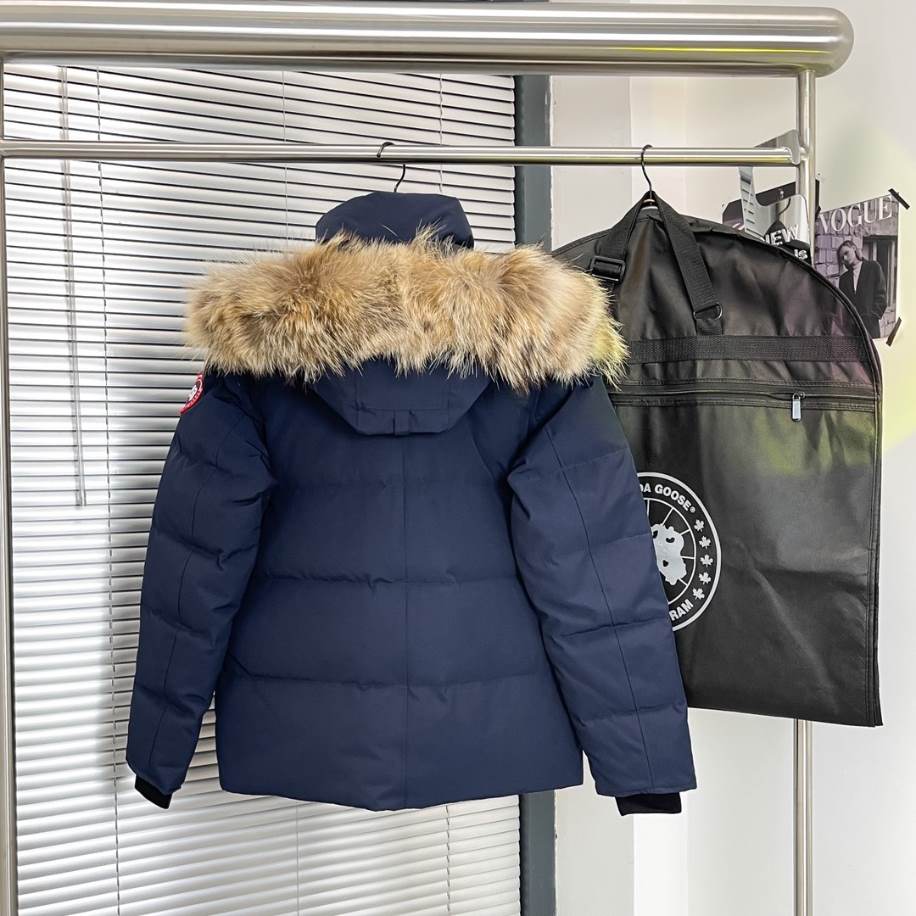 Canada Goose Blue Wyndham Parka Jacket - CN38