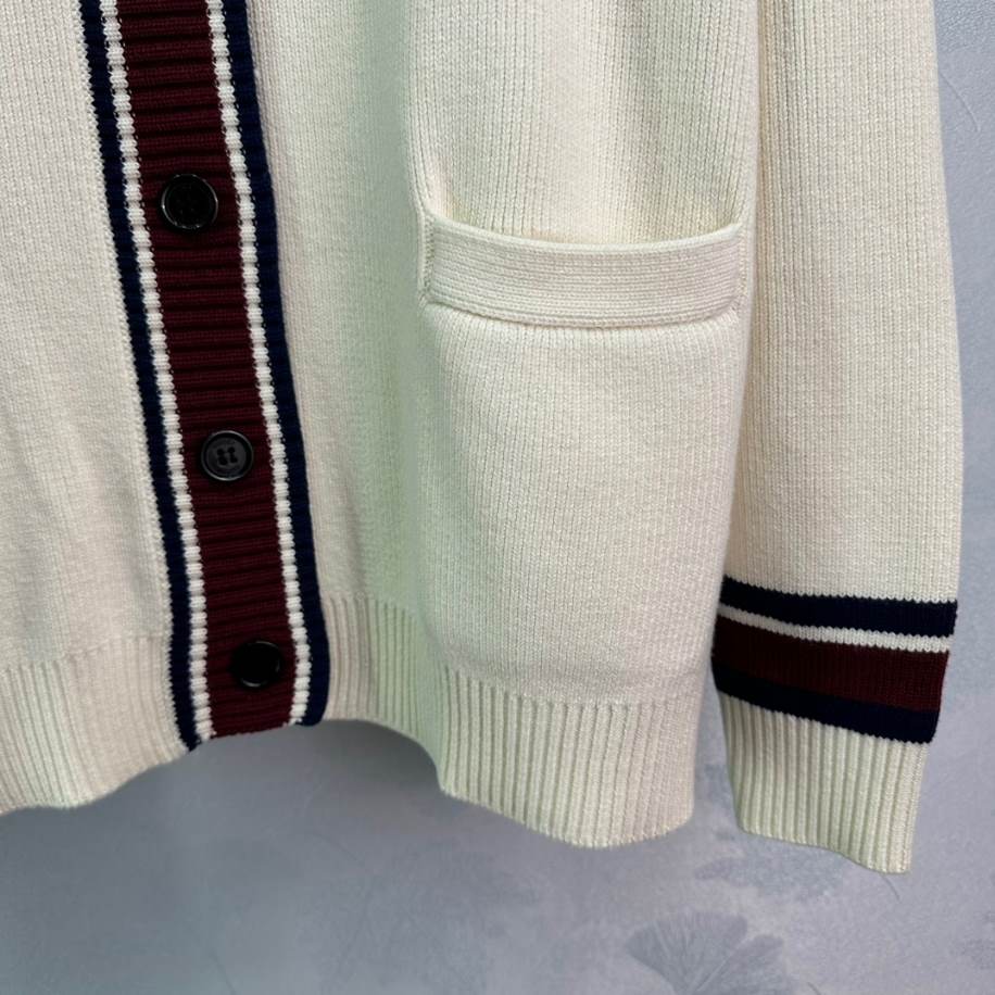 GUCCI White Wool V-neck Knitwear - GCK059