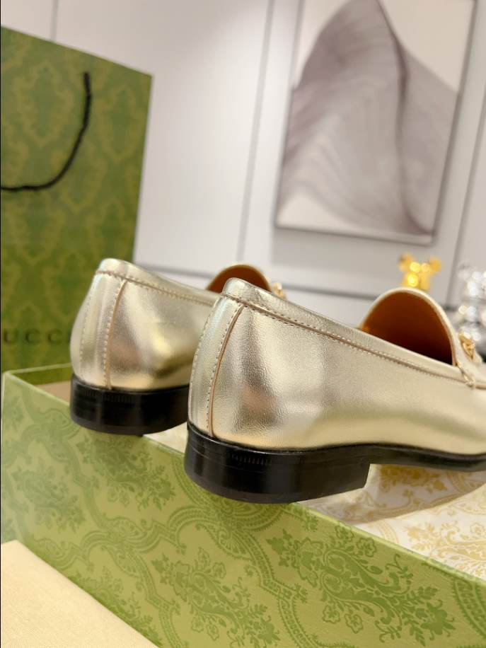 Gucci Jordaan Gold Leather Loafer - GL071