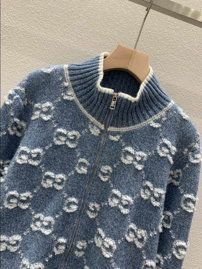 GUCCI Bouclé Stitch Jacquard Blue Knitwear - GCK054