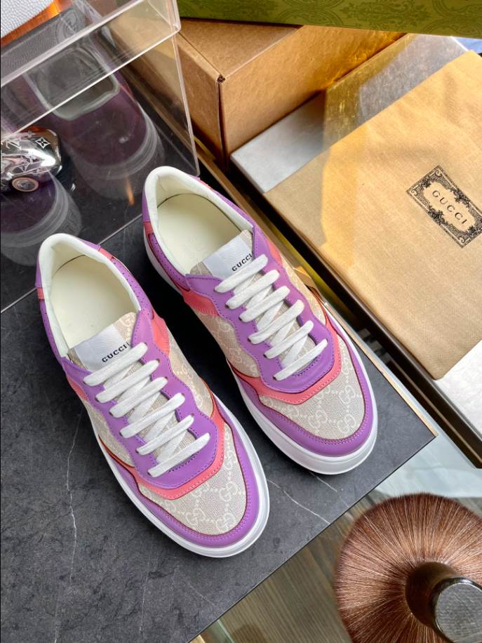Gucci GG Supreme Canvas Purple Sneakers - GCC198