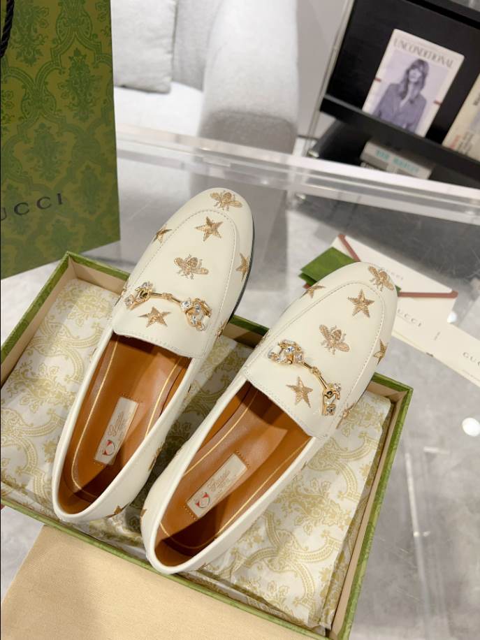 Gucci Jordaan White Bee & Star Embroidered Leather Loafer - GL076
