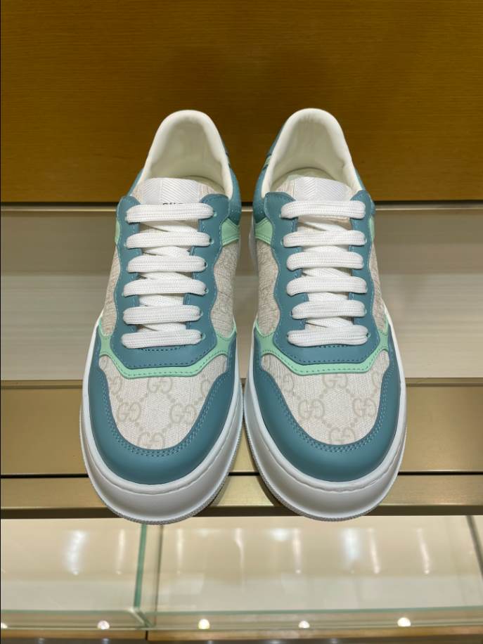 Gucci Supreme Blue White Sneakers - GCC209
