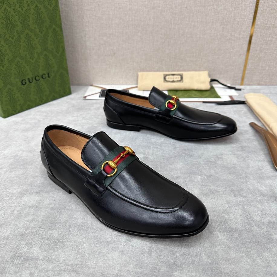 Gucci Men Horsebit Black Loafer - GL090
