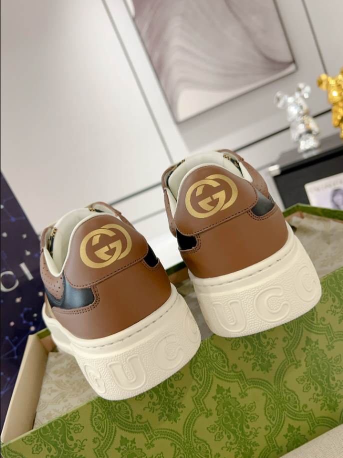 Gucci Brown Monogram GC Black Sneakers - GCC194