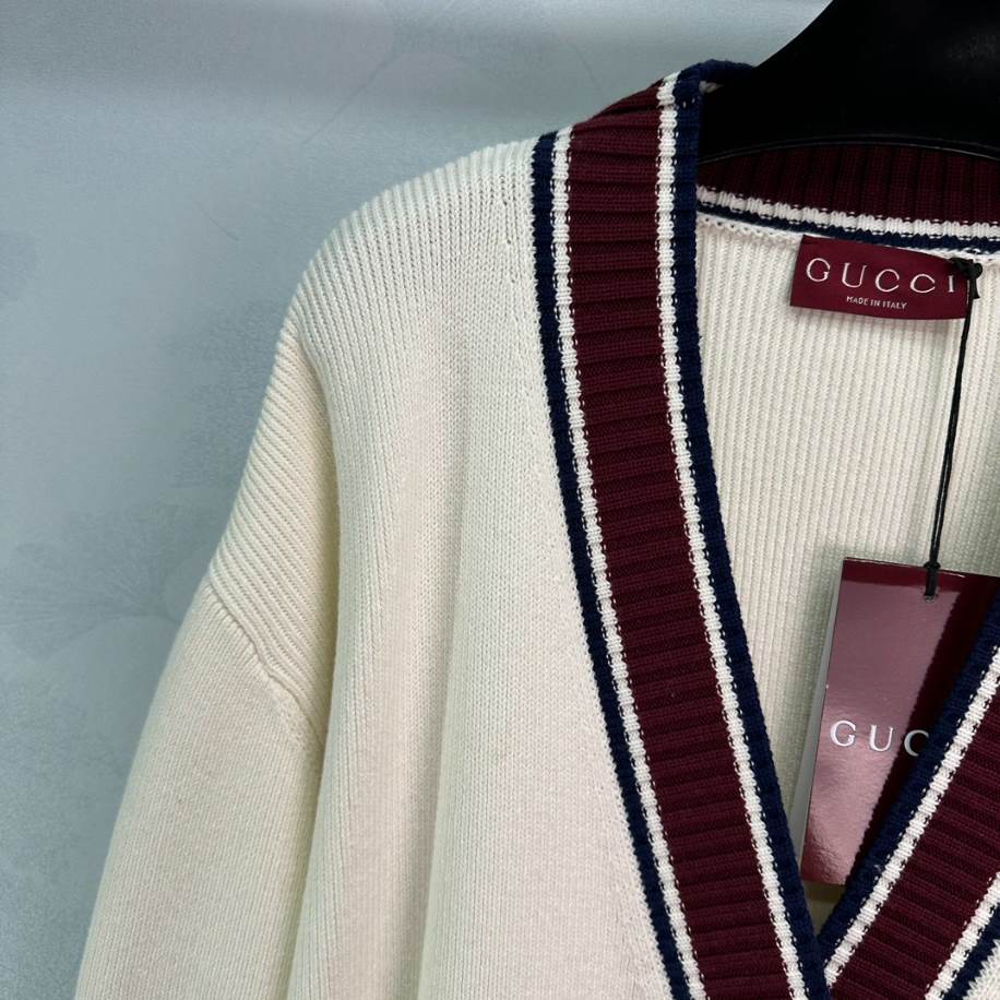 GUCCI White Wool V-neck Knitwear - GCK059