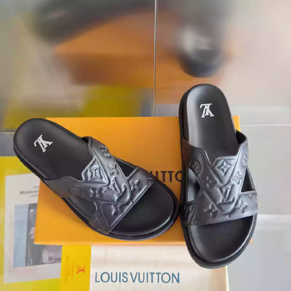 LV OASIS MULE EMBOSSED MONOGRAM BROWN - LVSD060 LV OASIS MULE EMBOSSED MONOGRAM BROWN