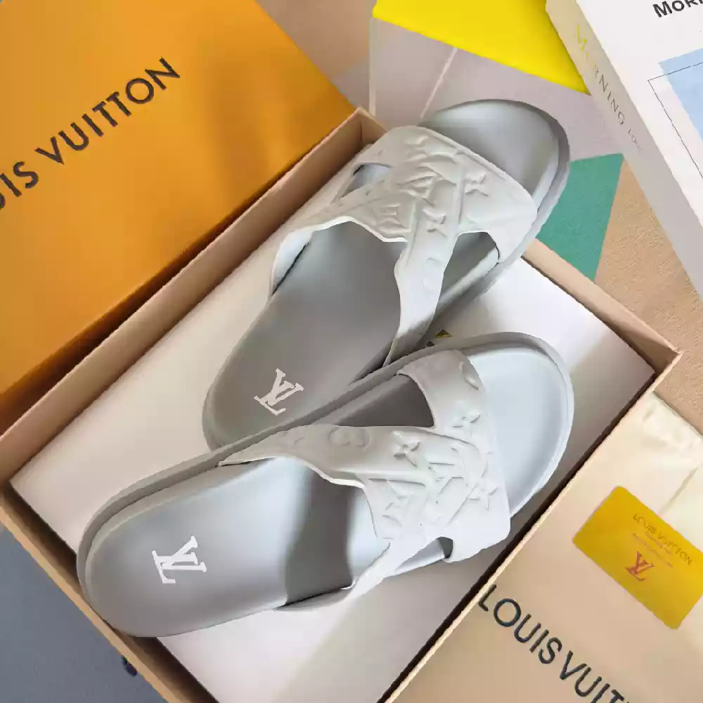 LV OASIS MULE IN WHITE