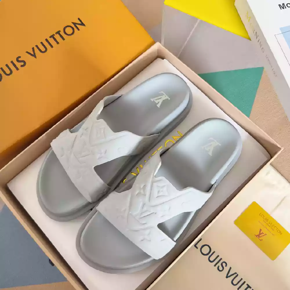 LV OASIS MULE IN WHITE