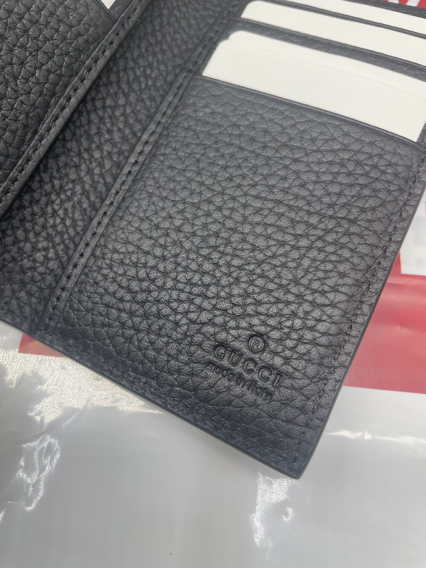 JUMBO GG PASSPORT CASE IN BLACK LEATHER - WLG056 JUMBO GG PASSPORT CASE IN BLACK LEATHER