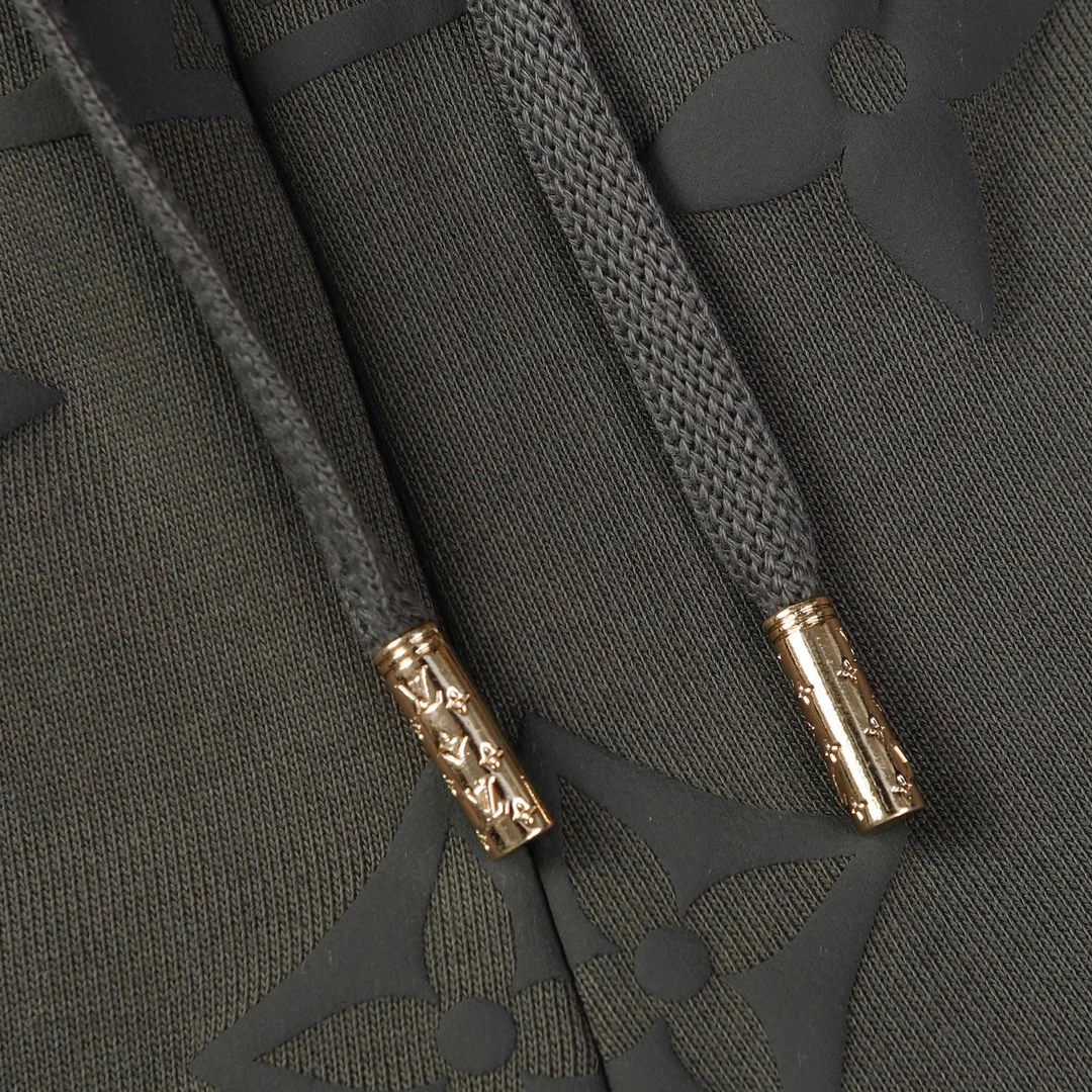 ARMY GREEN DESIGNER SPORTS SHORTS - LVC059 ARMY GREEN DESIGNER SPORTS SHORTS