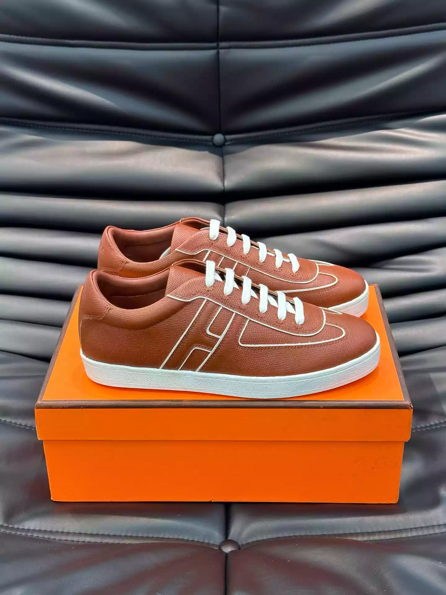 Hermès Sneakers
