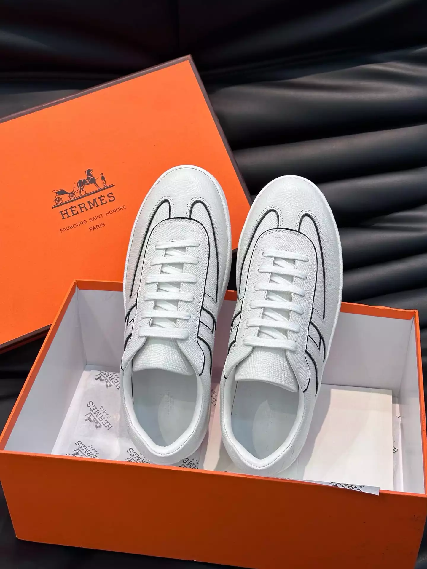 Hermès Sneakers