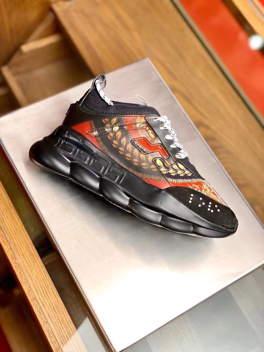 VERSACE WOMEN'S BLACK CHAIN REACTION SNEAKERS WITH BAROQUE PRINT - VSS025