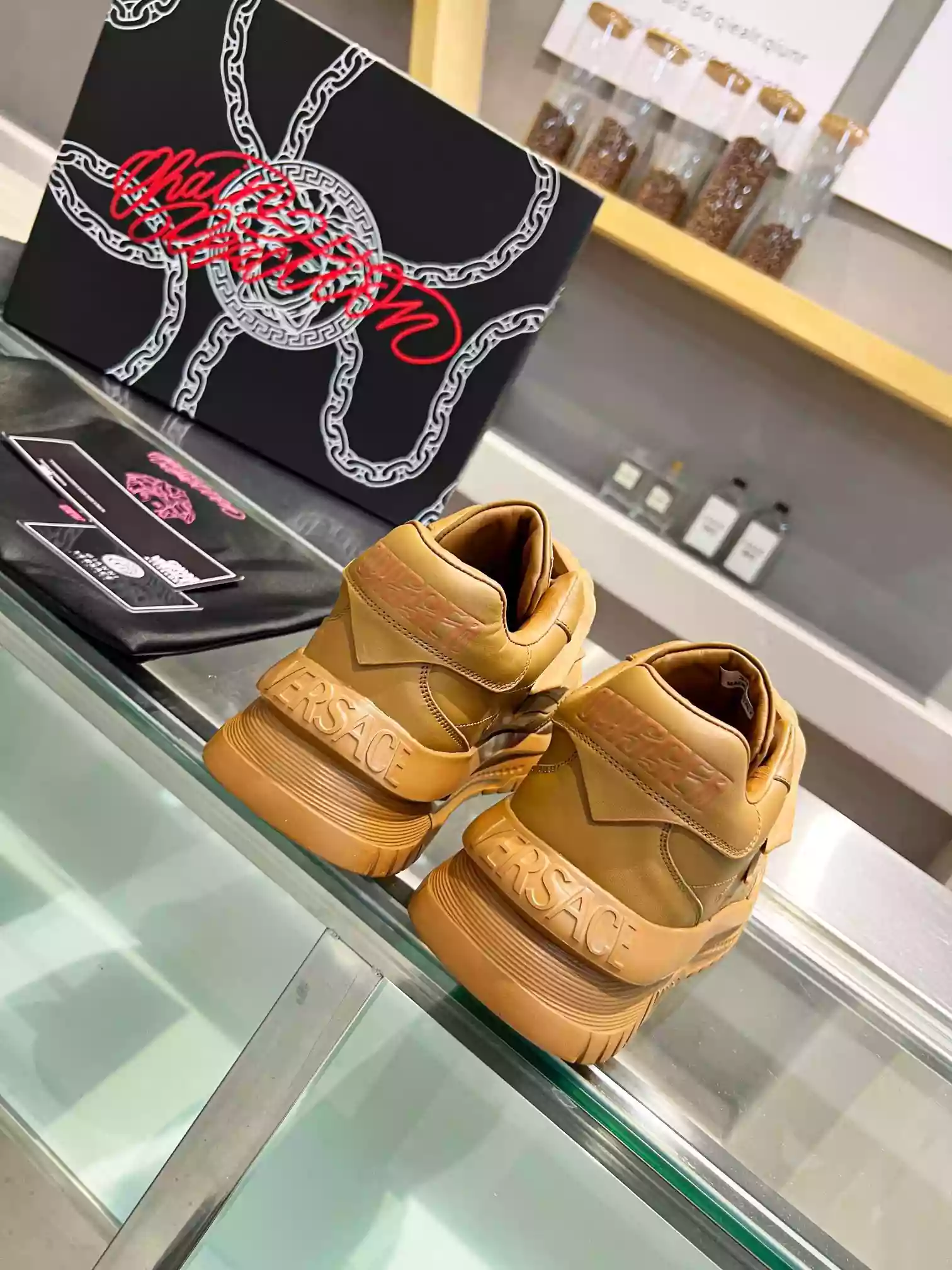 VERSACE WOMEN'S ODISSEA SNEAKERS IN BROWN LEATHER - VSS016