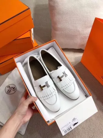 Hermes Women's Royal Loafers In White Calfksin - HM089 Hermes Women's Royal Loafers In White Calfksin