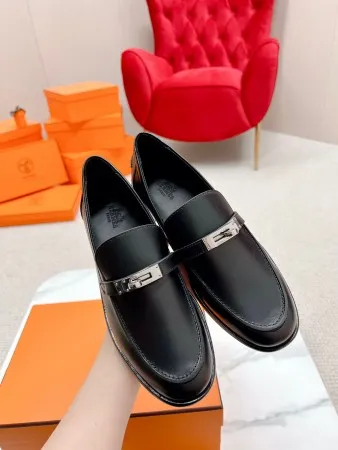Hermes Women's Destin Loafers in Black Leather - HM073 Hermes Women's Destin Loafers in Black Leather